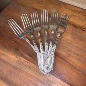 1881 Rogers A1 1908 La Vigne Grape Pattern Silver Plate 6 Dinner Forks 7 3/8"